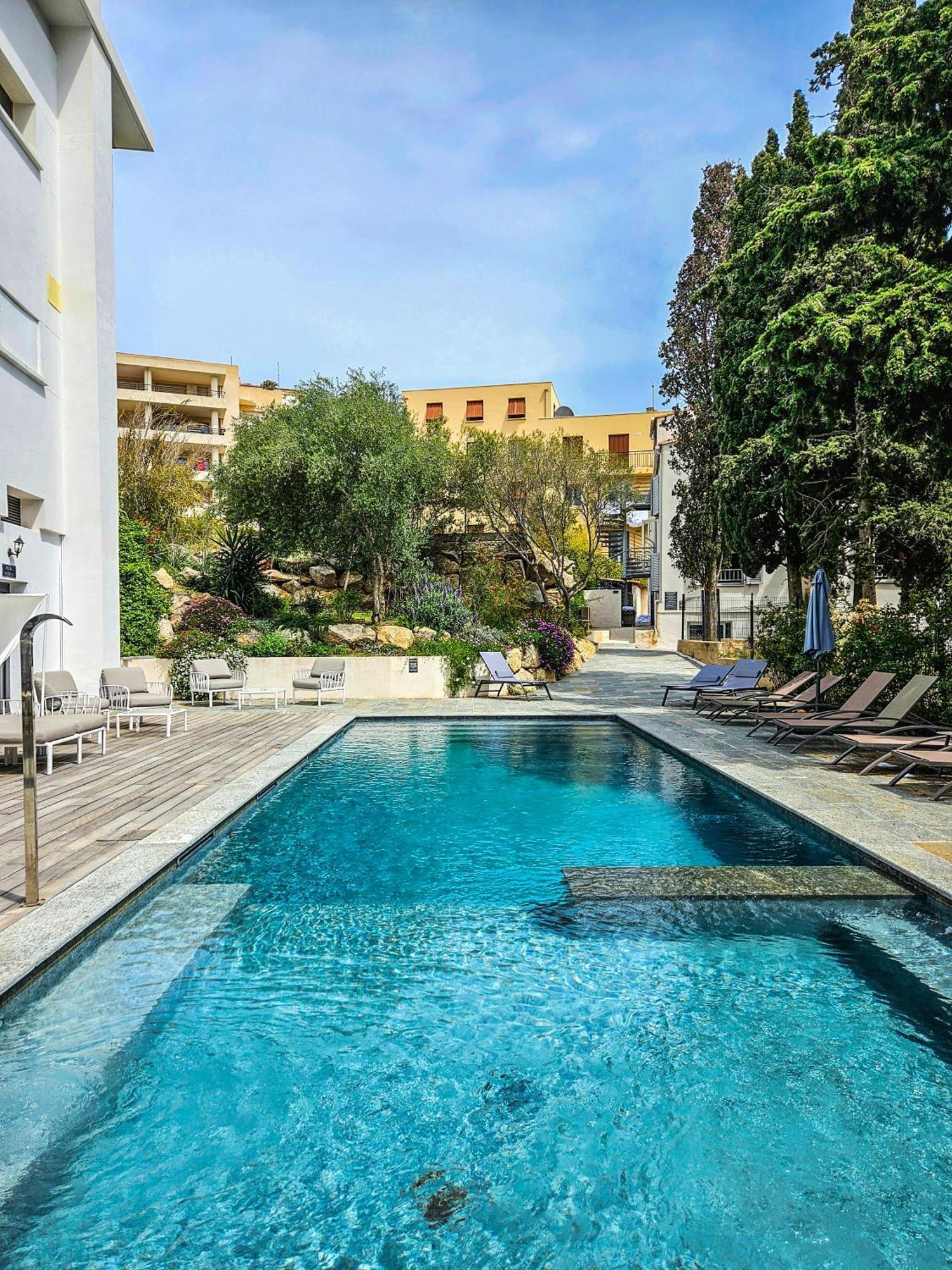 Best Western Hotel Casa Bianca, Piscine Interieure Et Exterieure Calvi  Ngoại thất bức ảnh